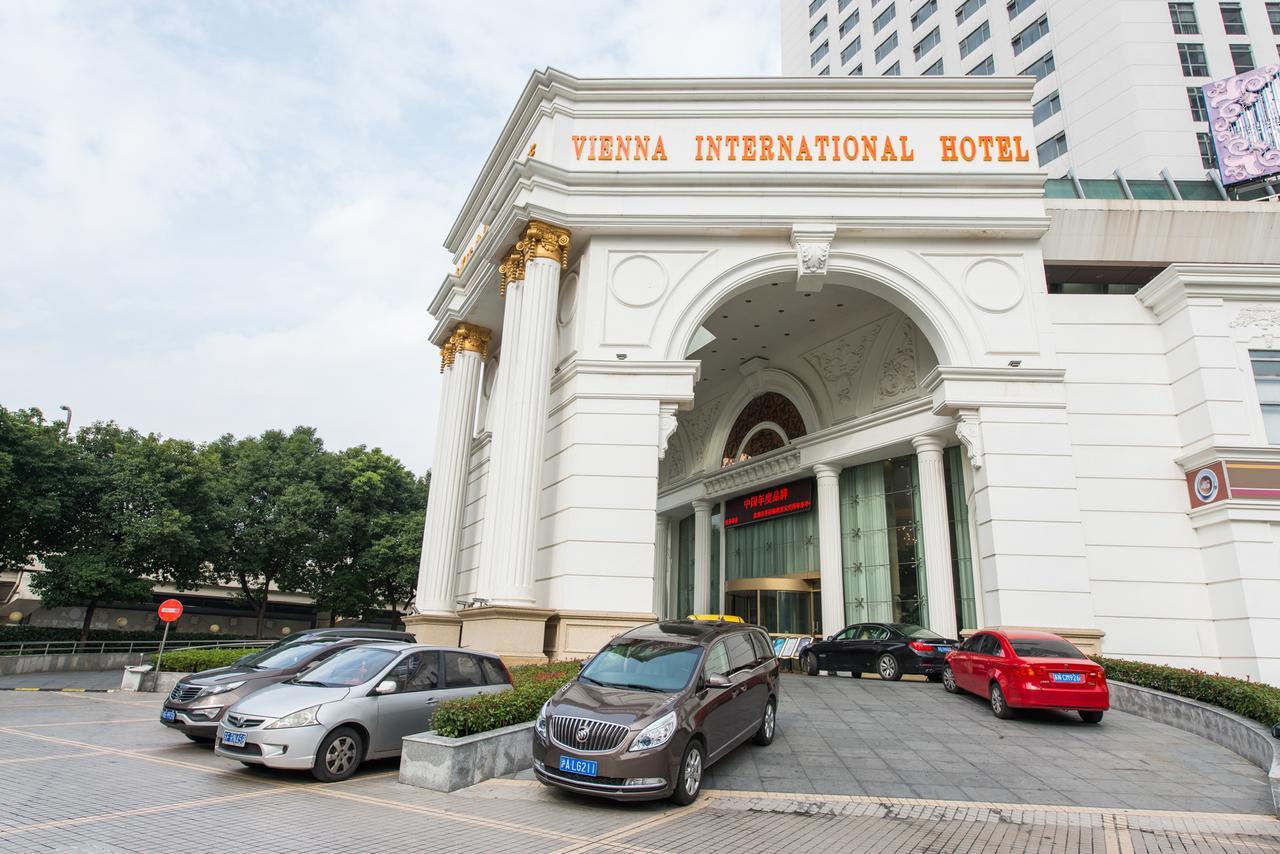 Vienna International Hotel Shanghai Train Station Extérieur photo