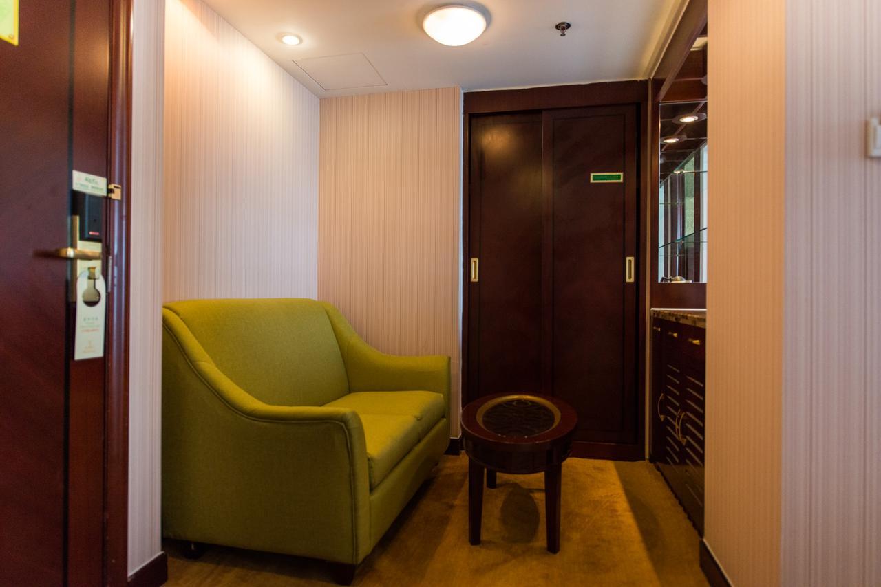Vienna International Hotel Shanghai Train Station Extérieur photo